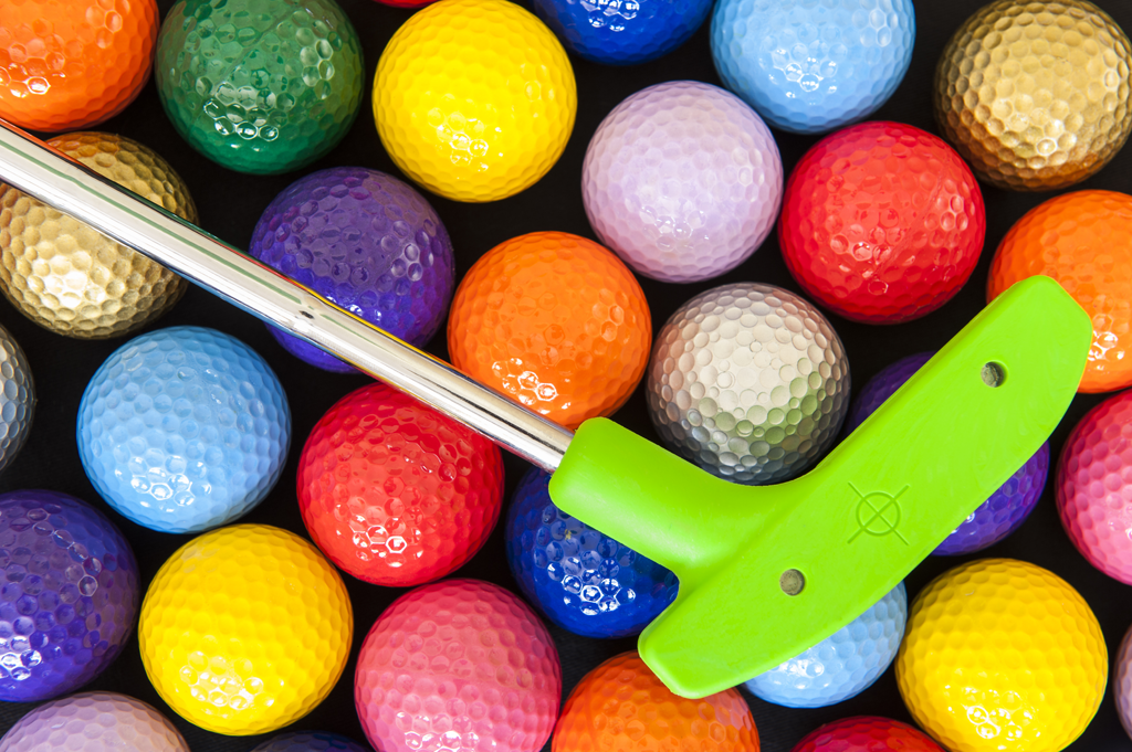 make your own crazy golf course