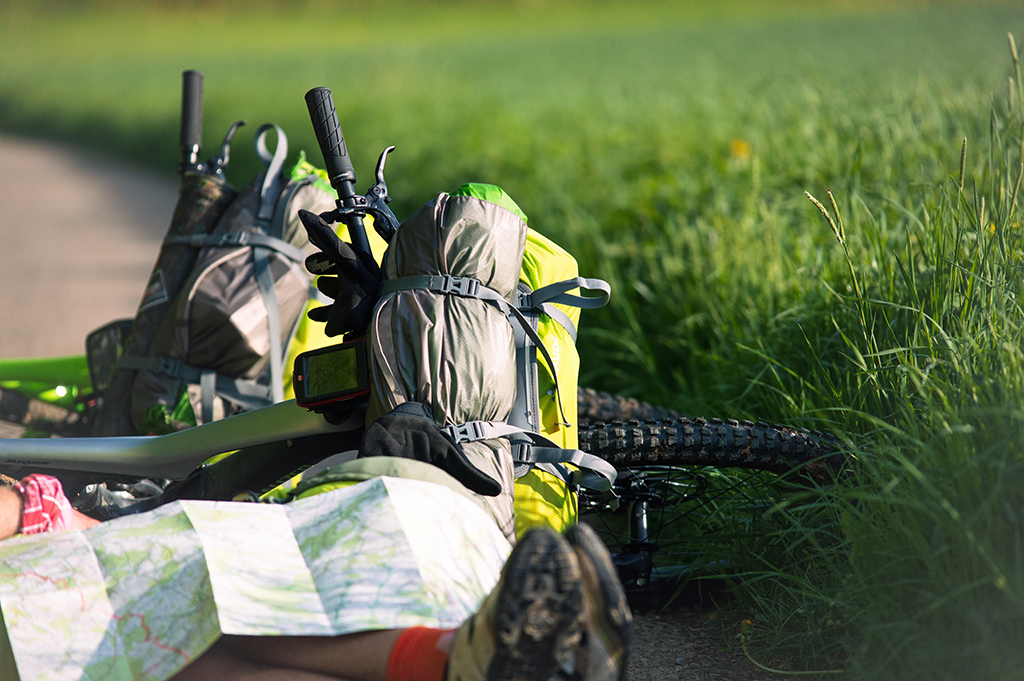 Bikepacking, Bike travel, reading maps, Bike bags, gear, Tent