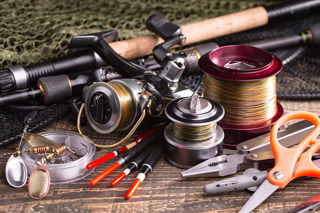 Angling Gear Including Rod Reel